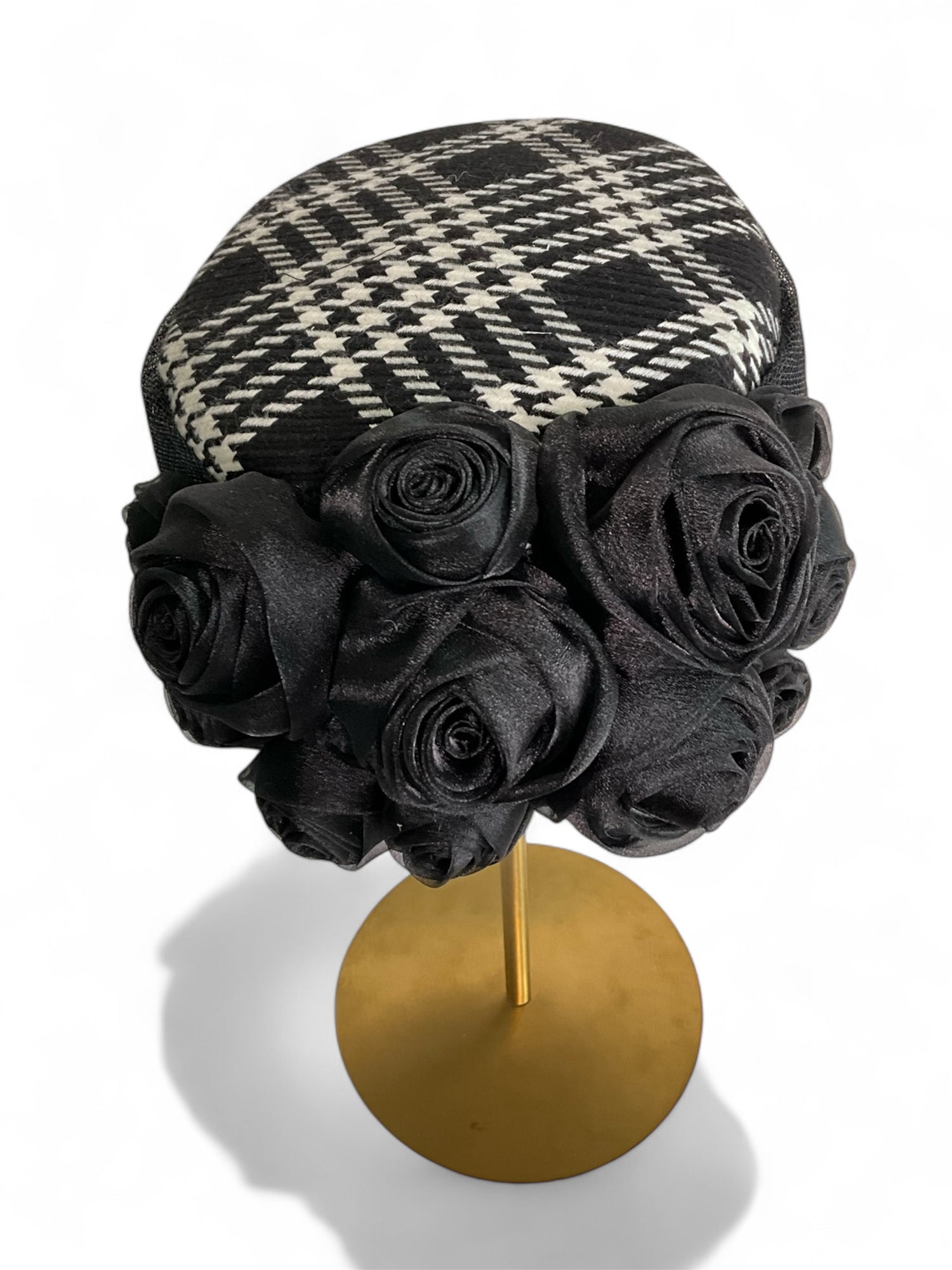 “The mood? Expensive and emotionally unavailable.”