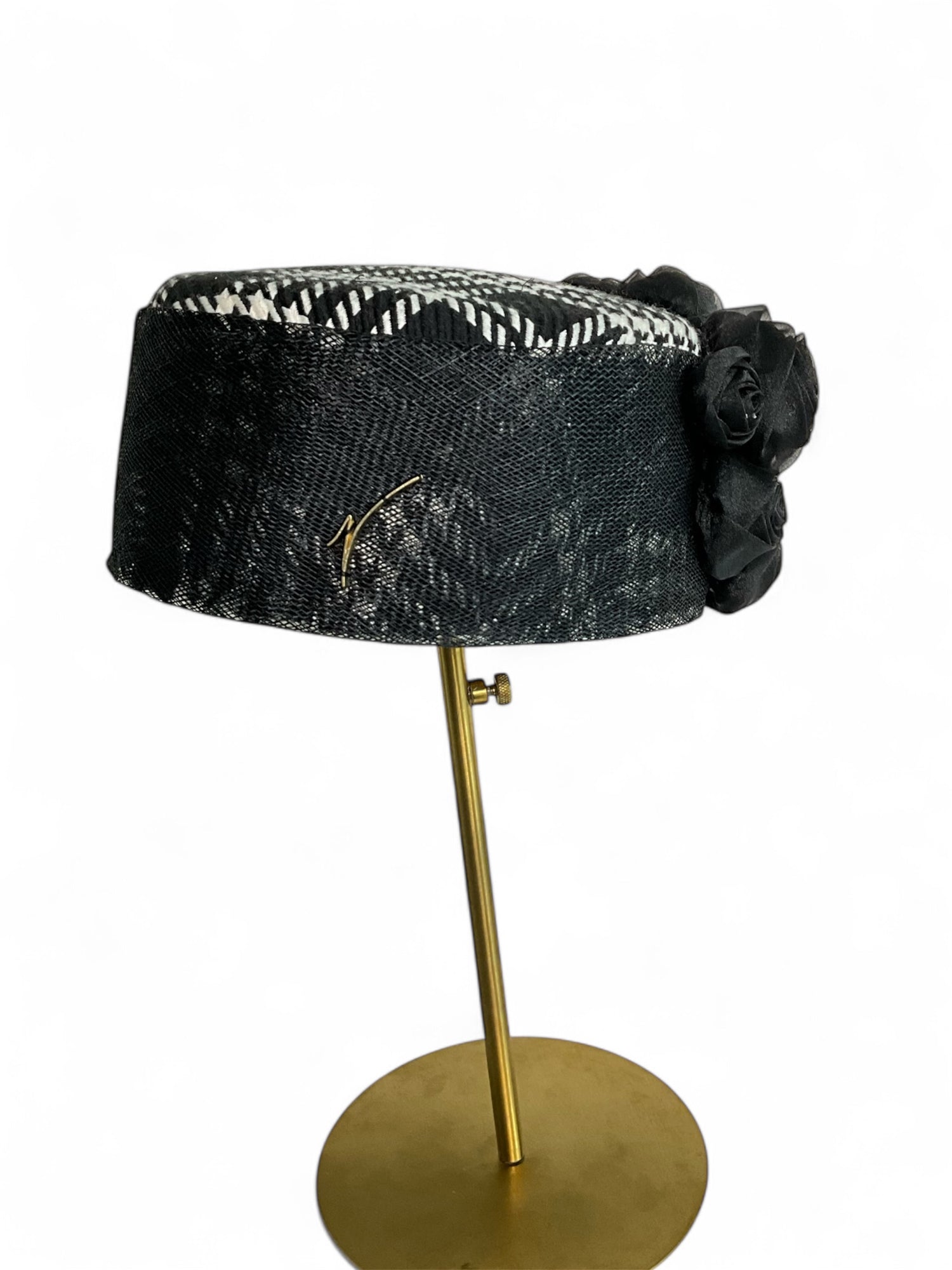 “The mood? Expensive and emotionally unavailable.”