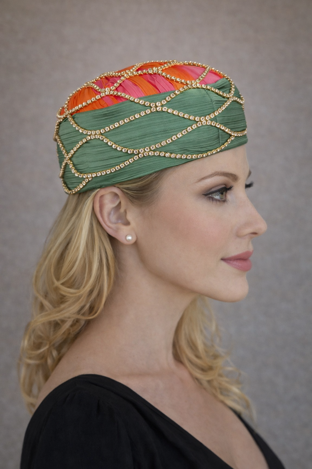 Too glam to give a damn.