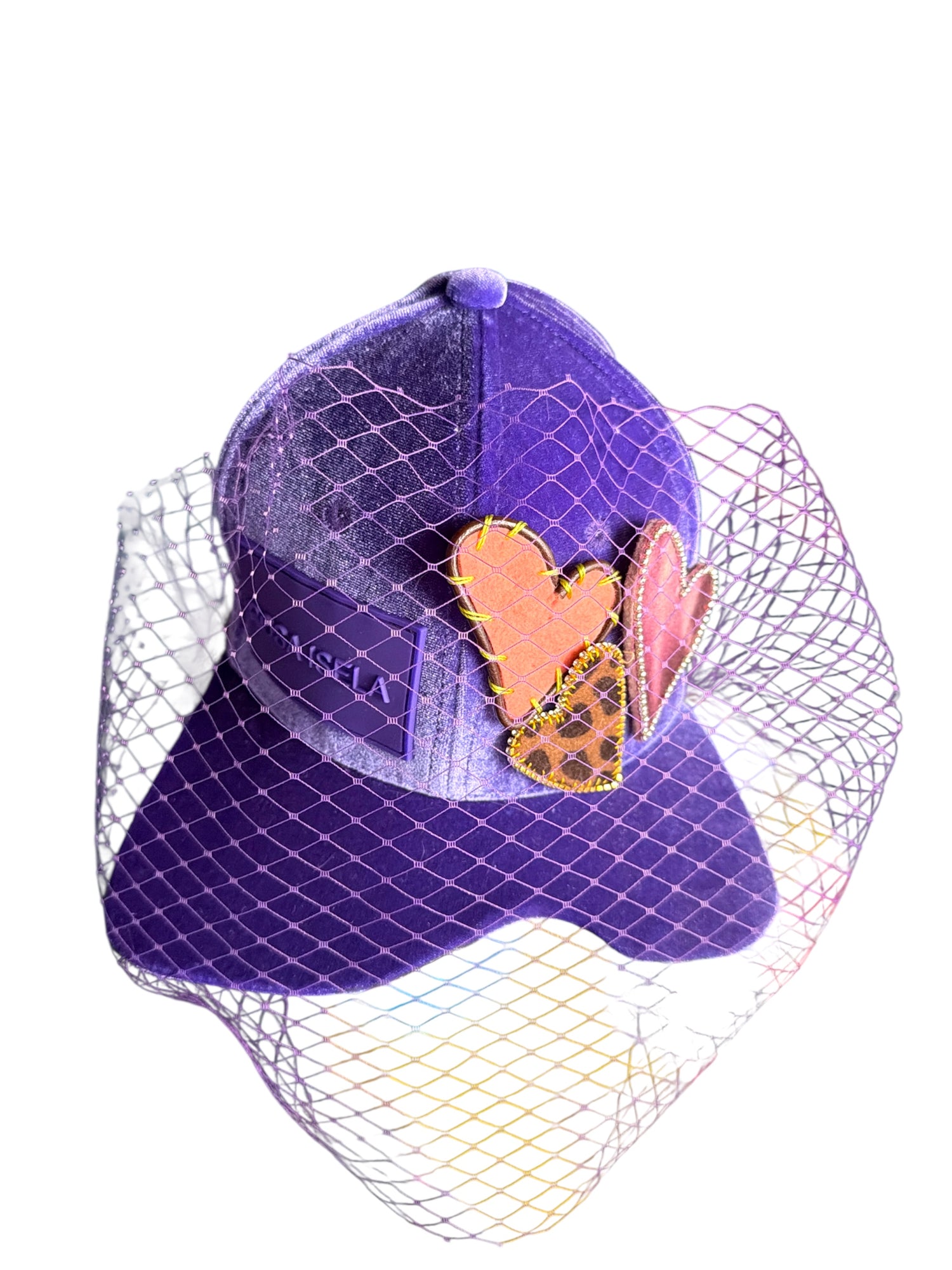 Lizard heart cap